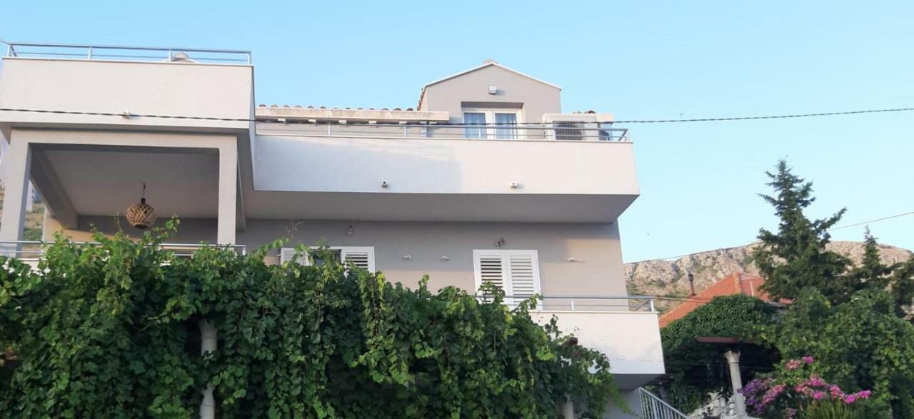 Villa My Rose With A Private Pool Mlini Bagian luar foto